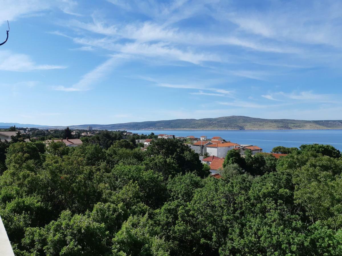 Apartments Vukelic Starigrad Paklenica Bagian luar foto